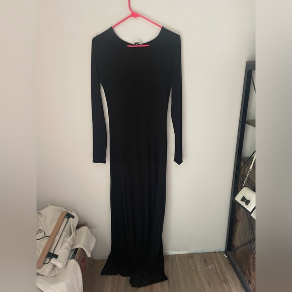 Lulu's Black Swept Away Long Sleeve Maxi Dress Size Medium - Picture 2 of 8